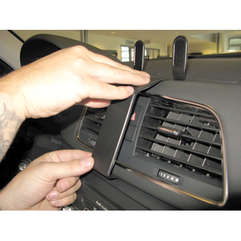 Brodit 854950 support Audi Q3, année 12-18, Center mount