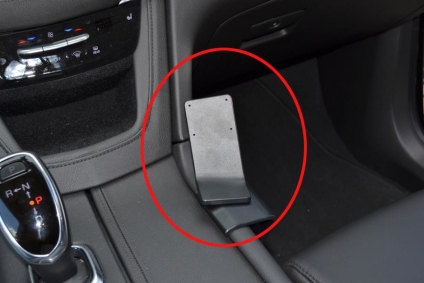 Brodit 835228 support voiture Cadillac XT 5 16