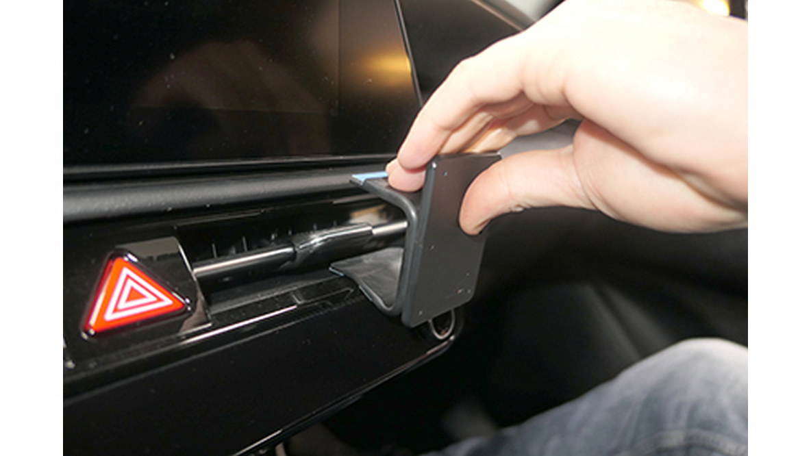 Brodit 855811 support voiture Kia Niro, 23- fixation à la console coudé