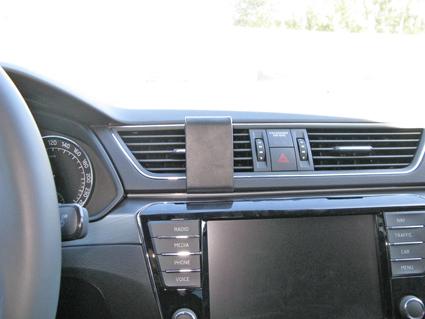 Brodit 855137 support voiture Skoda Superb 16