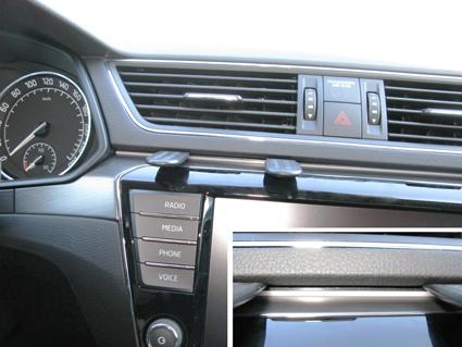 Brodit 855137 support voiture Skoda Superb 16