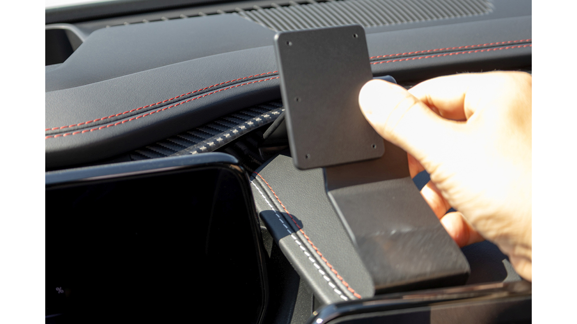 Brodit 856214 support voiture Dodge Charger, 24- fixation à la console