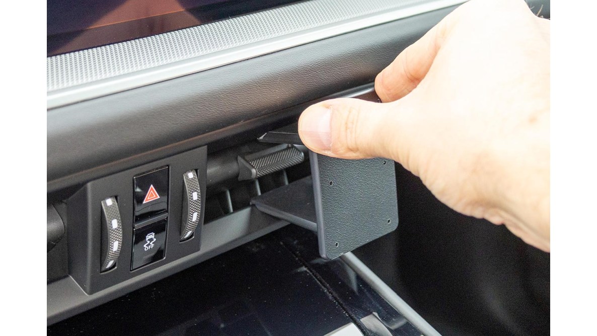 Brodit 856137 Autohalterung Porsche, Cayenne 25-, an der Mittelconsole, Center mount