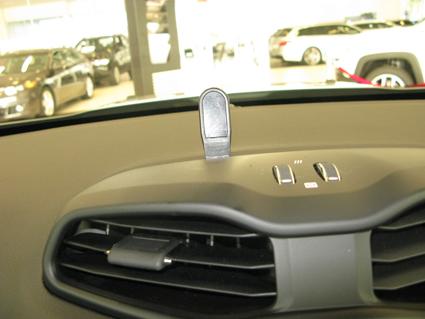 Brodit ProClip- Jeep Renegade 2015-15 Center mount