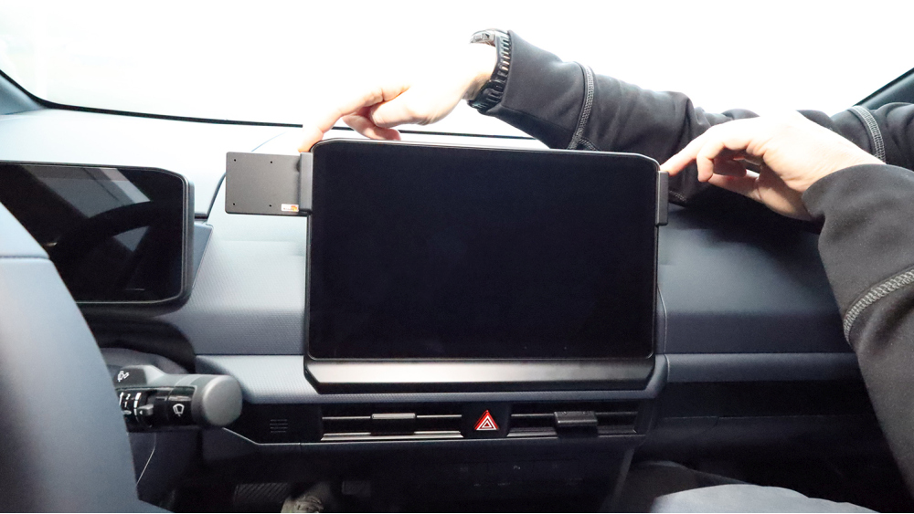 Brodit 856256 support voiture Kia PV5 Cargo/Passenger, 25- fixation à la console