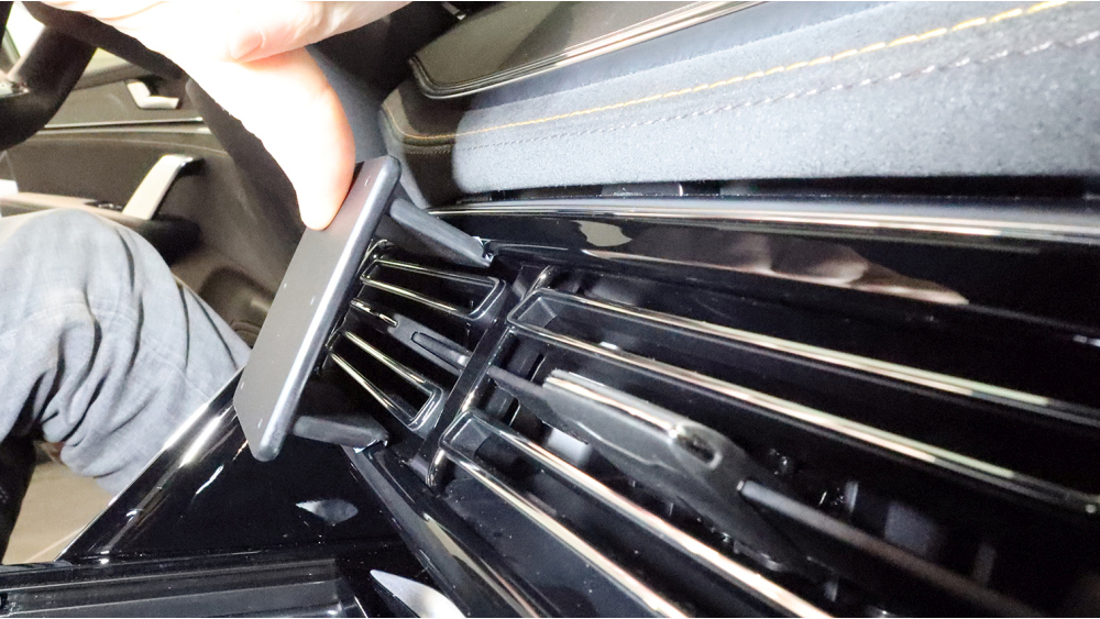 Brodit 856237 support voiture BYD Tang, 24- fixation à la console