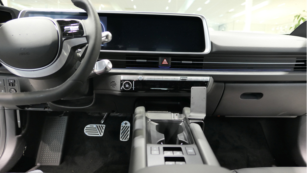 Brodit 835949 support voiture Hyundai Ioniq 6, 23- fixation console centre