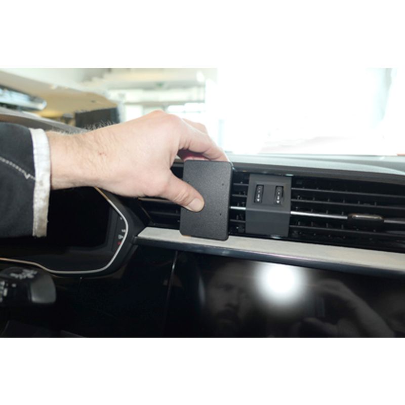 Audi Q3 ab Baujahr 19-, mitte, Center mount