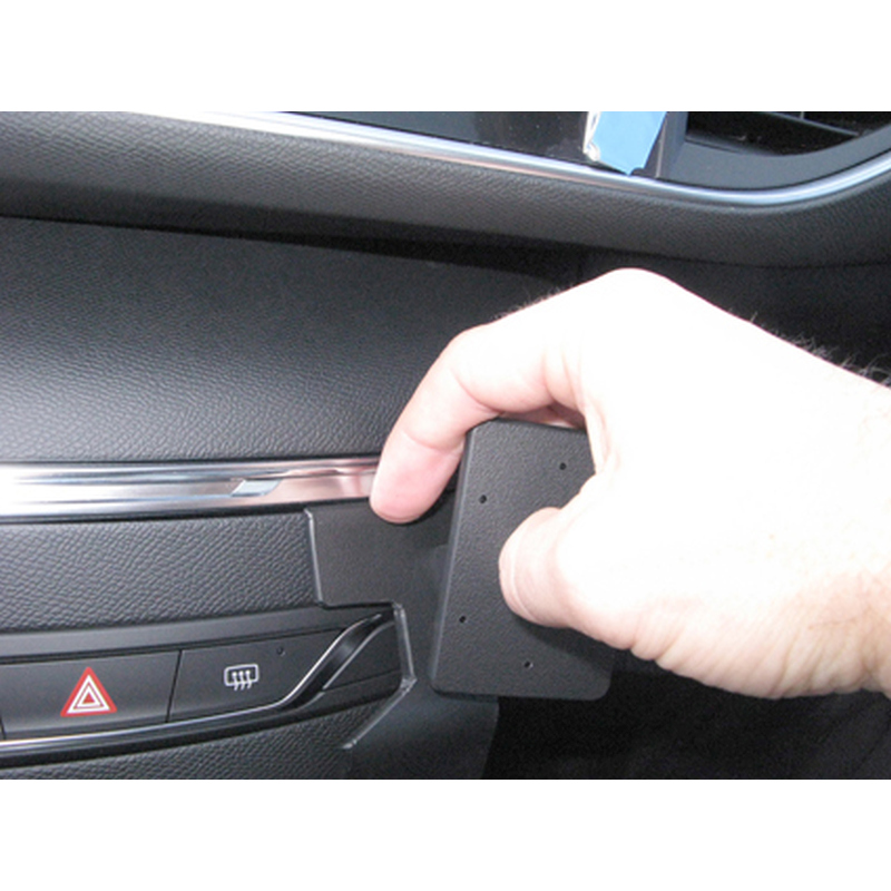 - Peugeot 308 14-14