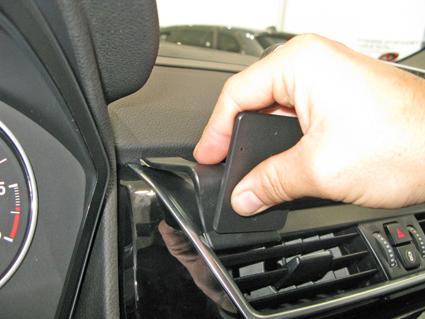 - BMW 2-series Active Tr ctr. Mount