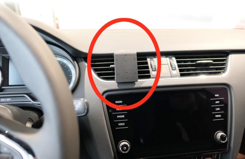 Brodit 855485 Halterung Skoda Octavia III Baujahr 18-, Center mount