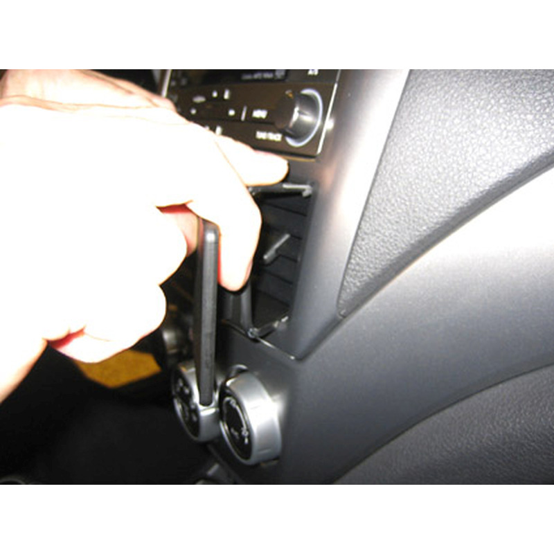 Brodit 854083 Halterung Subaru Forester Baujahr 08-12, Angled mount