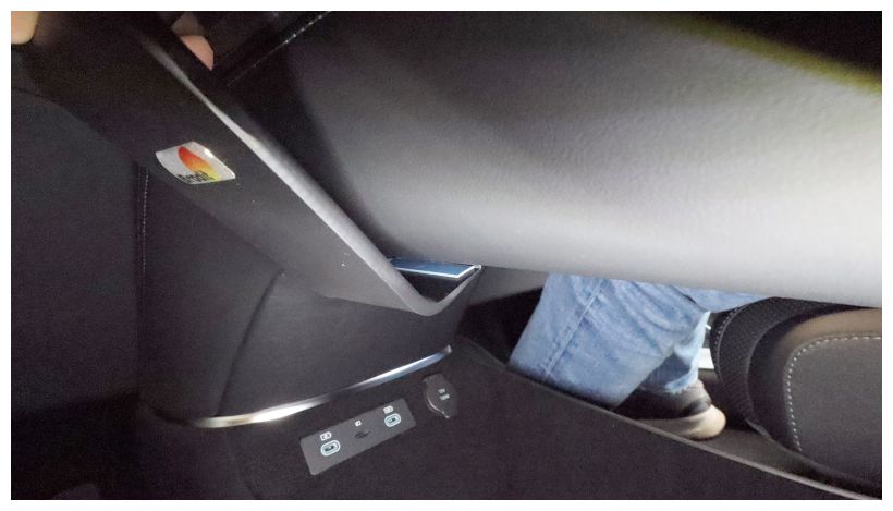Brodit 836299 support voiture BYD Sealion, 24- fixation console centre