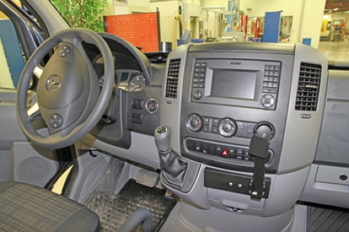 Brodit 213491 Mercedes Benz Sprinter 07-18, VW Crafter 07-16 ProClip