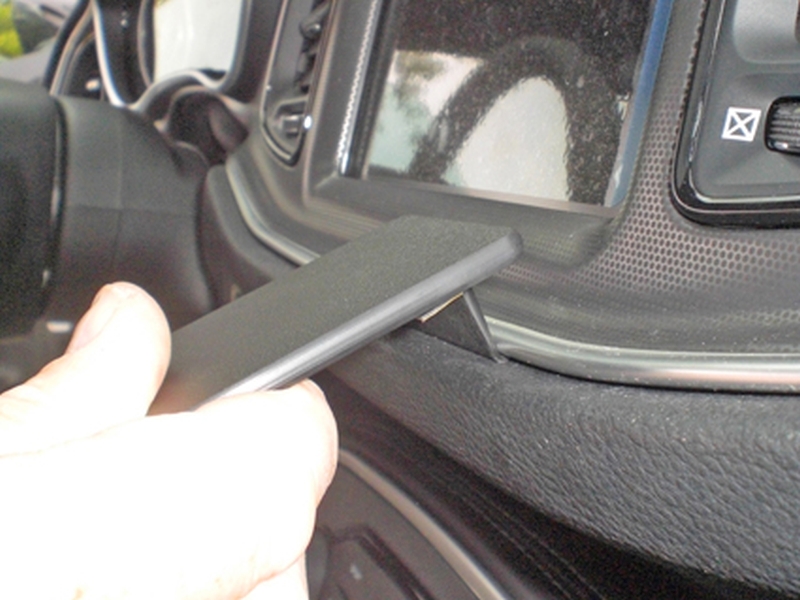 Brodit 855052 Autohalterung Dodge Challenger 15-