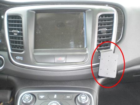Chrysler 200 15-15 Angeled mount