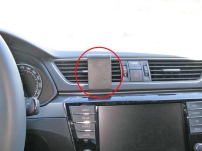 Brodit 855137 support voiture Skoda Superb 16