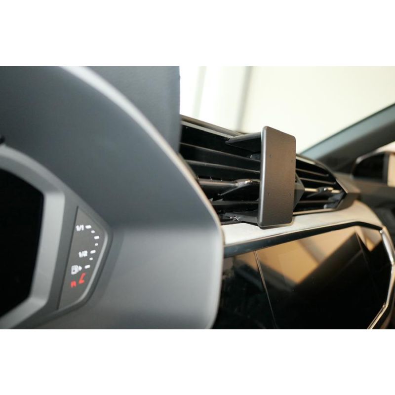 Audi Q3 ab Baujahr 19-, mitte, Center mount