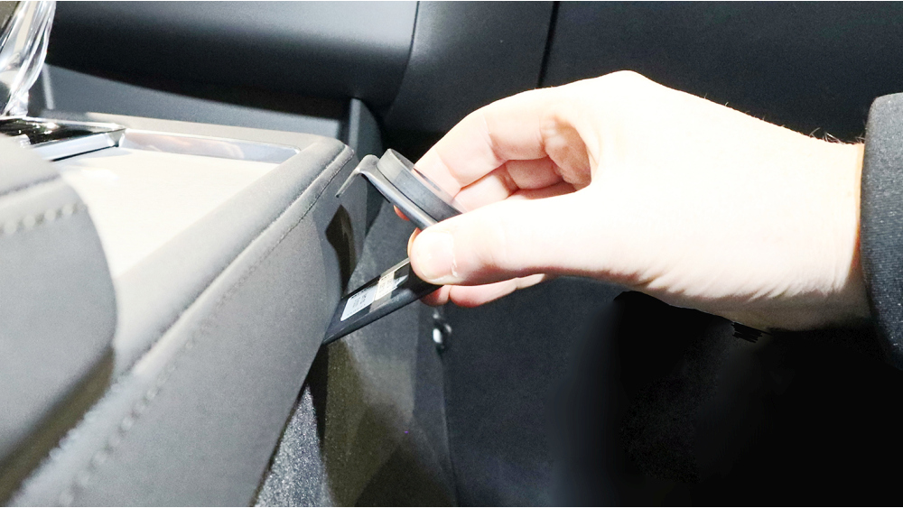 Brodit 836174 support voiture Volvo XC90, 25- fixation console centre