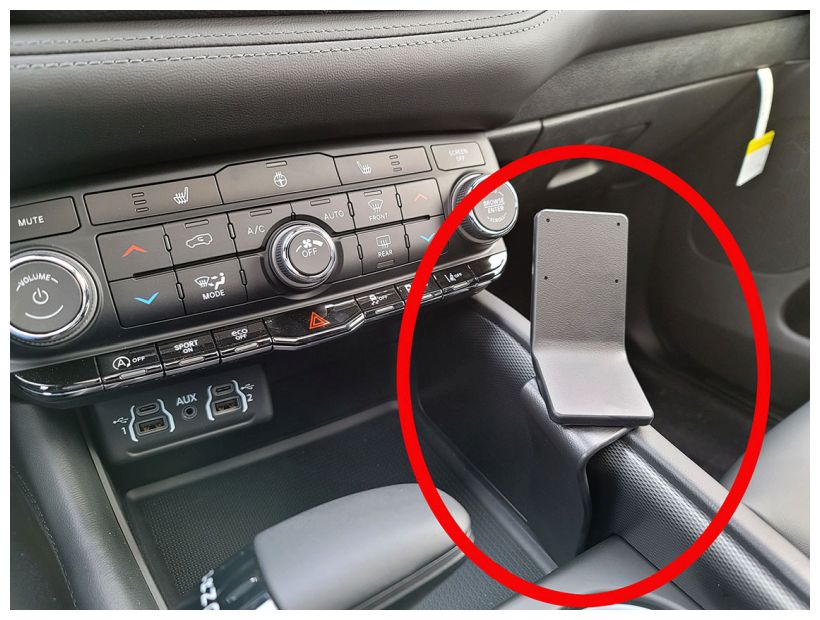 Brodit 835656 Autohalterung Dodge, Durango 2WD/4WD 2021, an der Konsole abgewinkelt, Angled mount