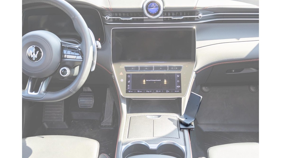 Brodit 836198 support voiture Maserati GranCabrio, 23-