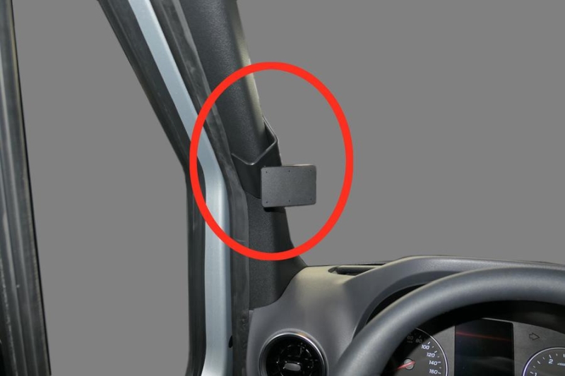 Brodit 805490 support voiture Mercedes Benz Sprint