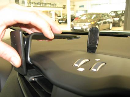 Brodit ProClip- Jeep Renegade 2015-15 Center mount