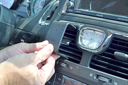 Brodit ProClip-Lancia Grand Voyager 12-15 Center M