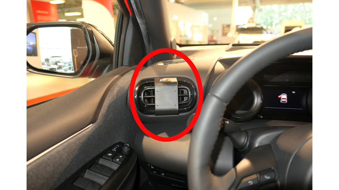 Brodit 805638 support voiture Toyota Yaris 21- par
