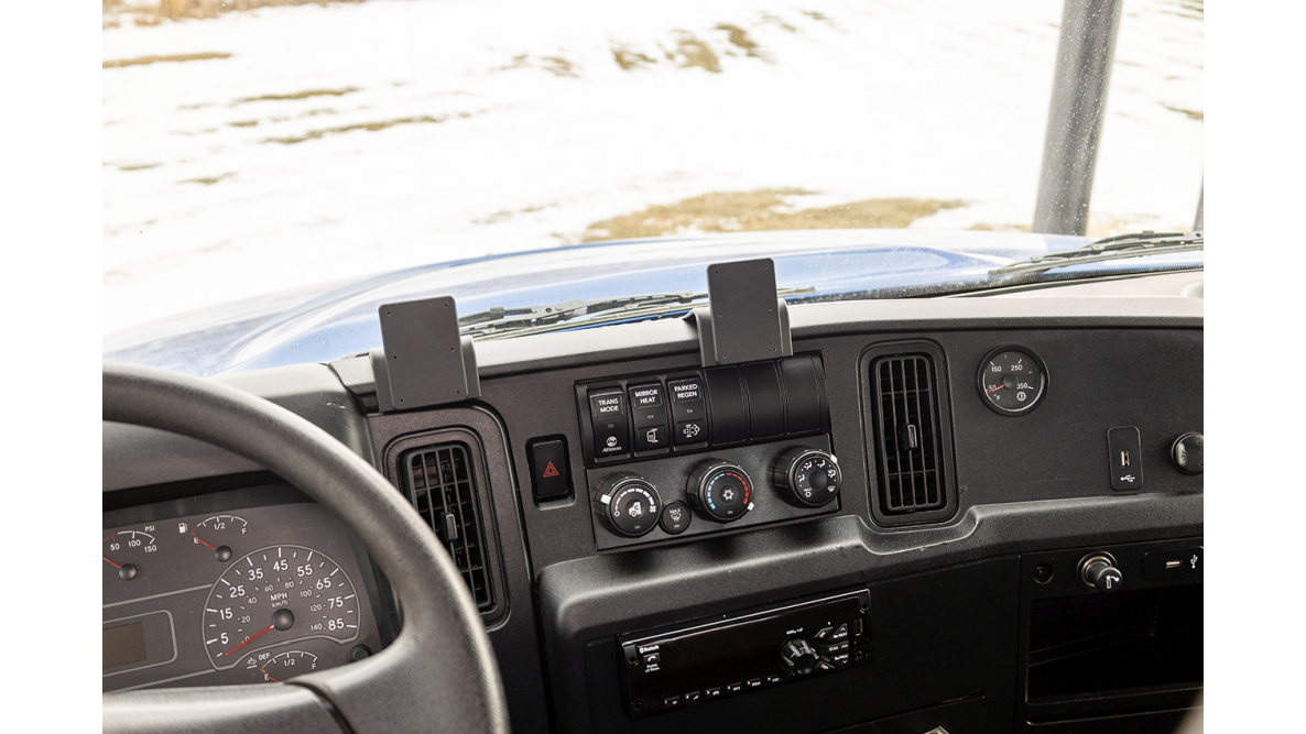 Brodit 856257 support voiture International HV/MV, 24- fixation à la console