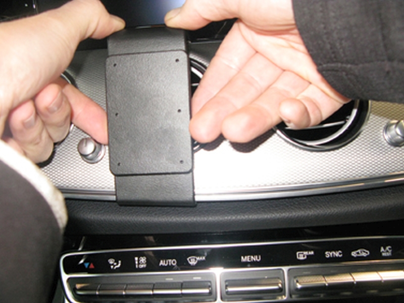 Brodit 855397 Autohalterung Mercedes Benz E-Class