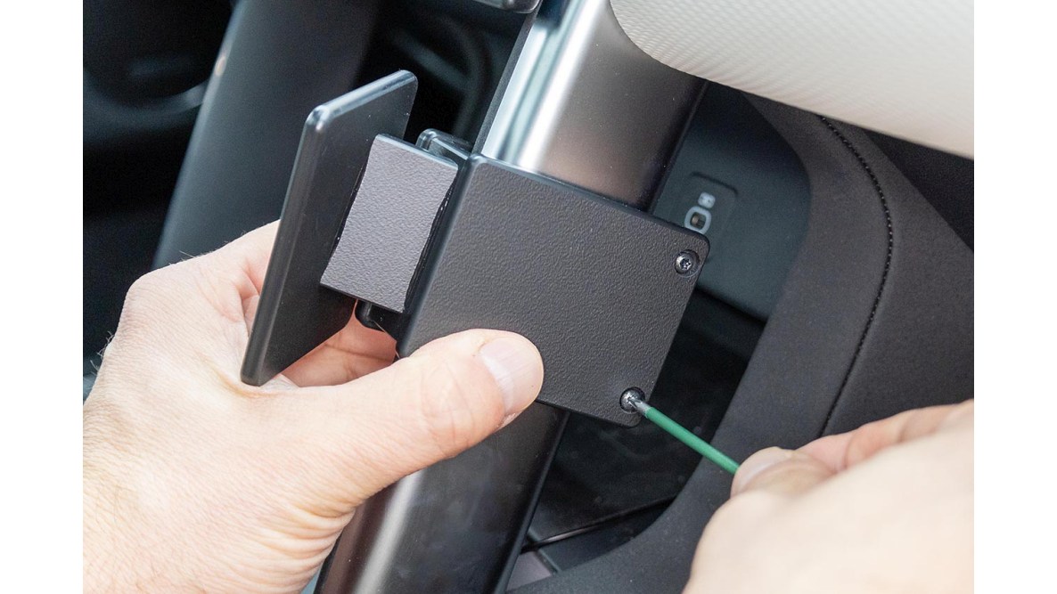 Brodit 856159 support voiture Land Rover Discovery Sport, 24- fixation à la console coudé