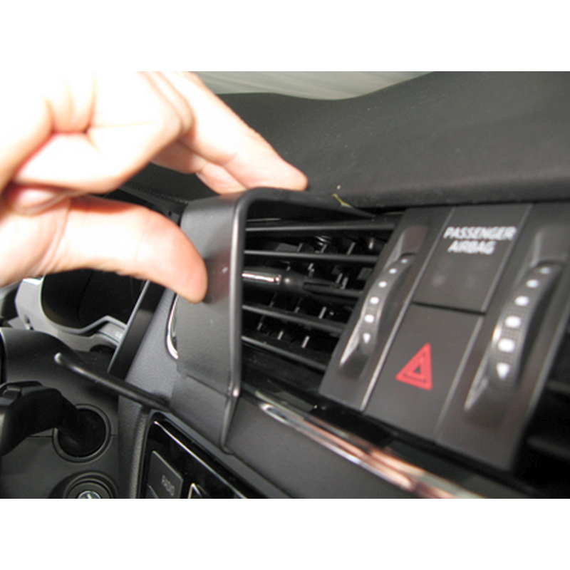 Brodit 854885 support Skoda Octavia III année 13-17, Center mount
