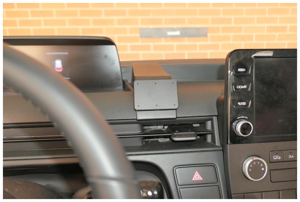 Brodit 213576 support voiture Hyundai Staria, 22- fixation à la console