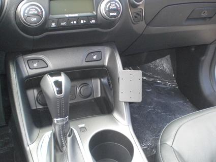 Hyundai ix35 14-14 Console Mount