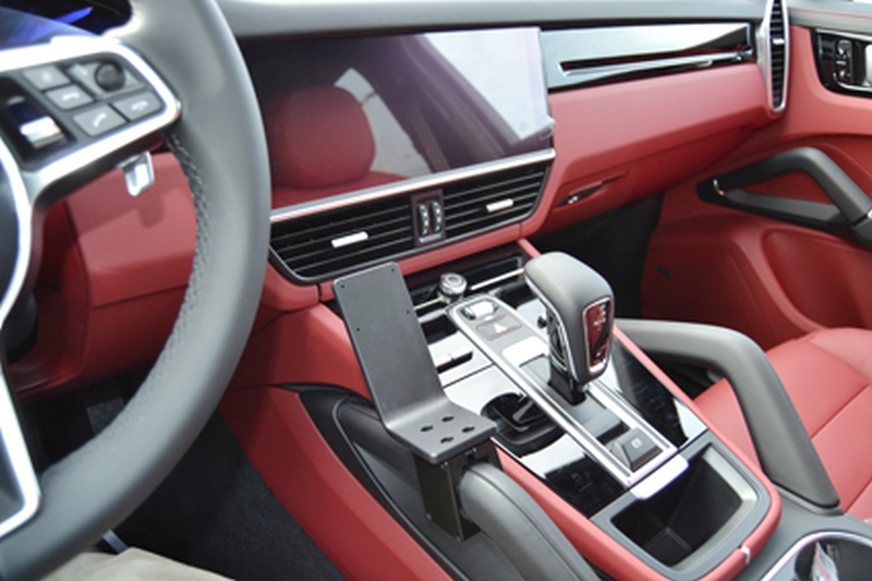 Brodit 855457 support voiture Porsche Cayenne 19-