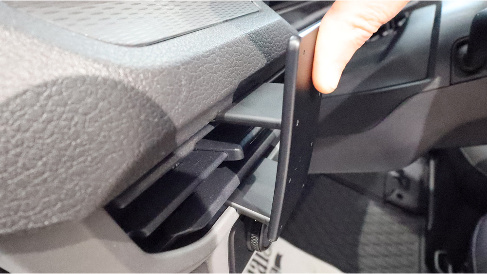 Brodit 806240 support voiture VW T7 Transporter/Pickup 25-, et Ford Transit Custom, 24-, partie gauche