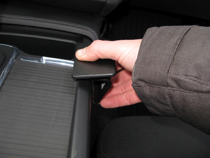 Brodit 835392 support voiture Volvo S90 + V90  17-
